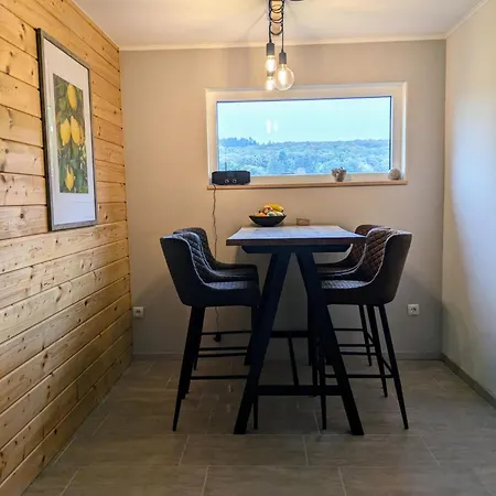 Am Baumwipfel Schalkenbach