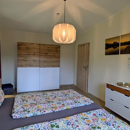 Am Baumwipfel Holiday home